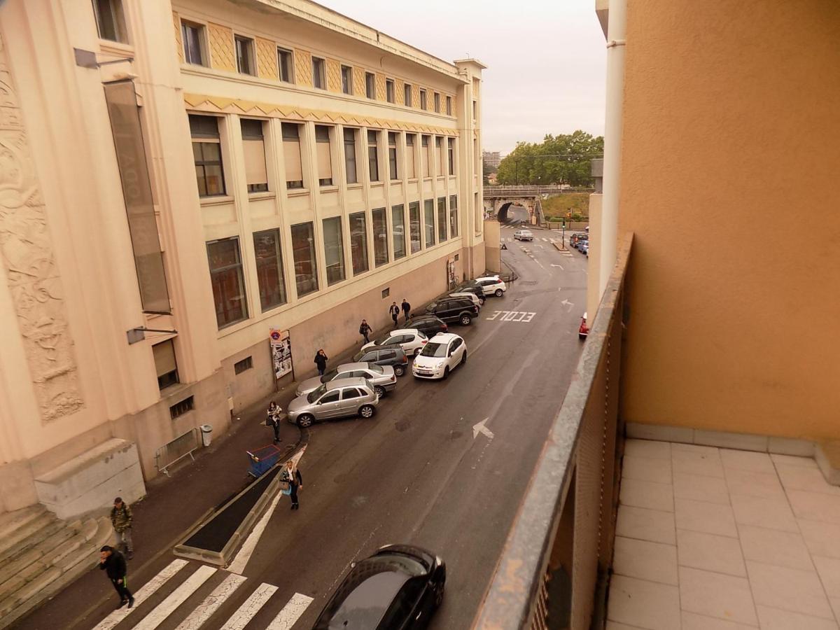 Parking Dhuoda * Nîmes